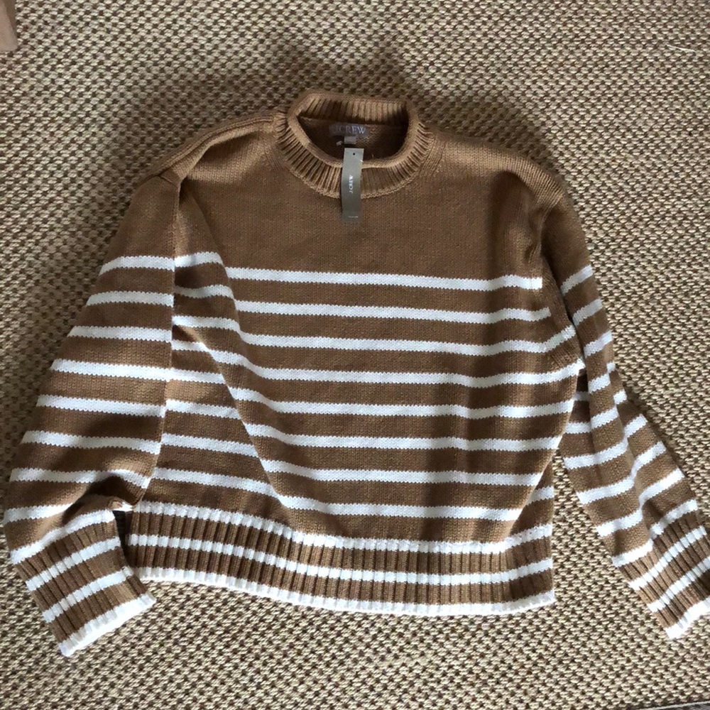 NWT Rollneck trade sweater